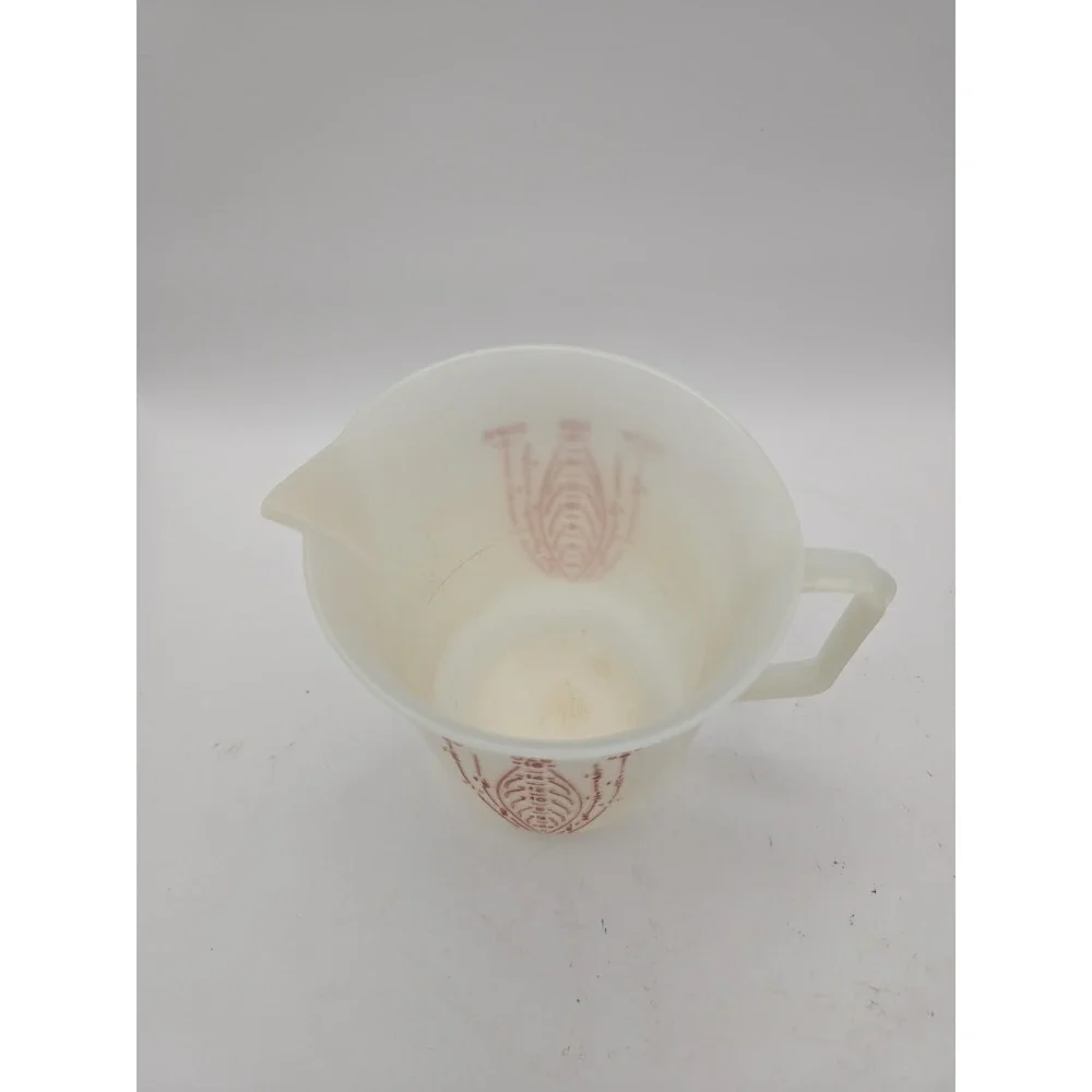 Vintage Tupperware 2 Cup 16 Oz Measuring Cup Pitcher 134 Raised Red Lettering